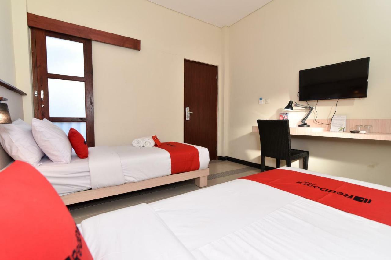 Reddoorz Near Legian Street Hotel Kuta  Exterior photo